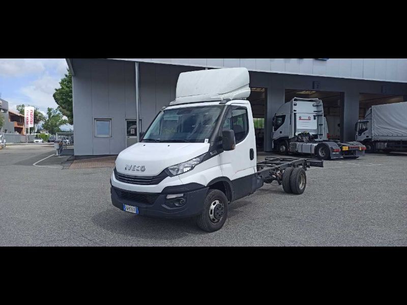IVECO Daily 35 C16H 2.3 A8 3750 HD A TELAIO - Lombardia Truck