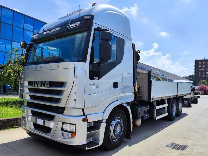 IVECO AS260S42Y/FS CASSONE CON GRU DIETRO CABINA - Lombardia Truck