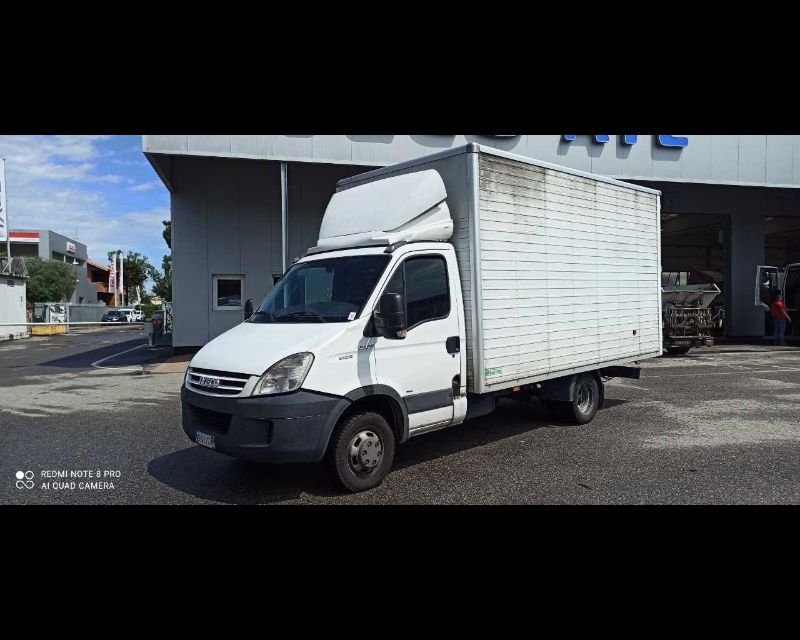 IVECO DAILY 35C15 BOX - Lombardia Truck