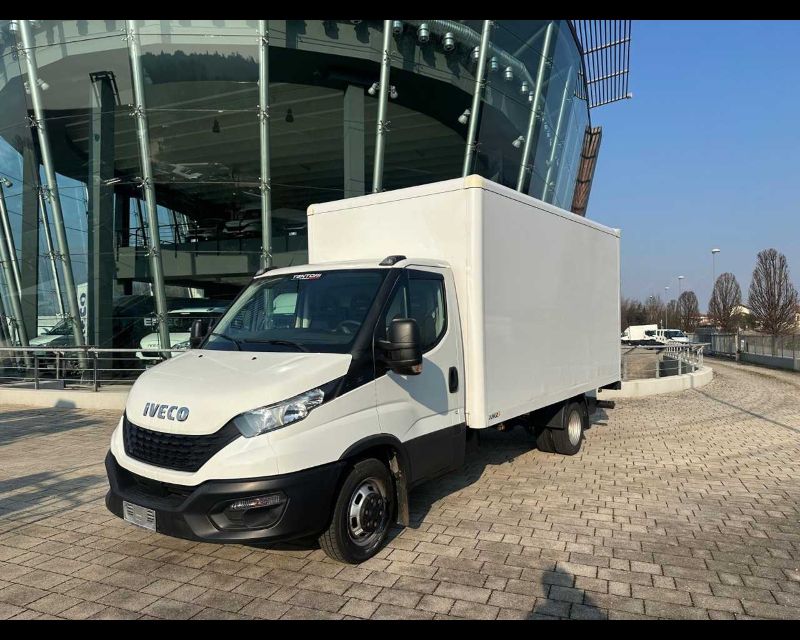 IVECO 35C16 H - FURGONE CON SPONDA CARICATRICE POSTERIORE - Lombardia Truck