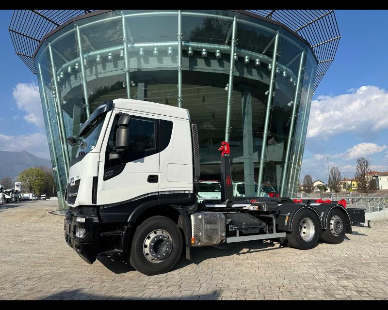 IVECO AS440X48T/P - CABINATO - Lombardia Truck