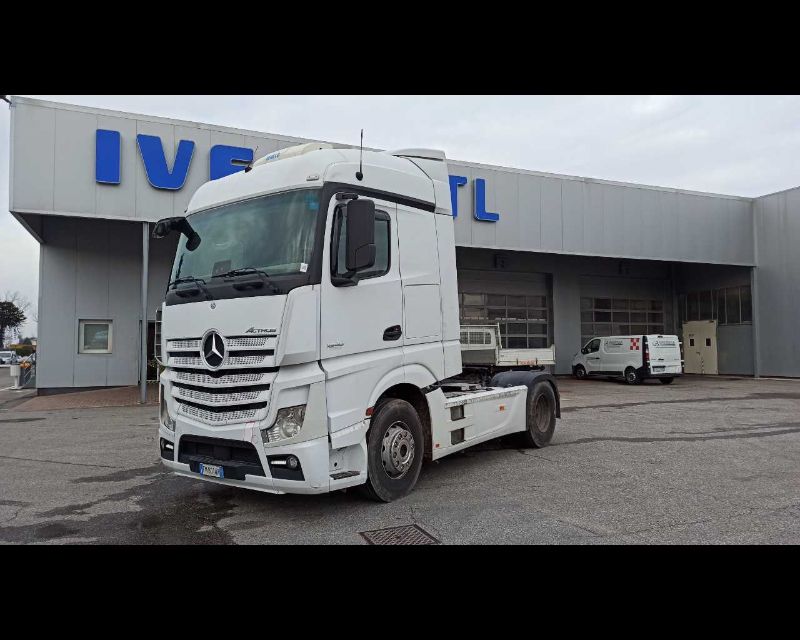 MERCEDES-BENZ MERCEDES-BENZ 18.48 - Lombardia Truck